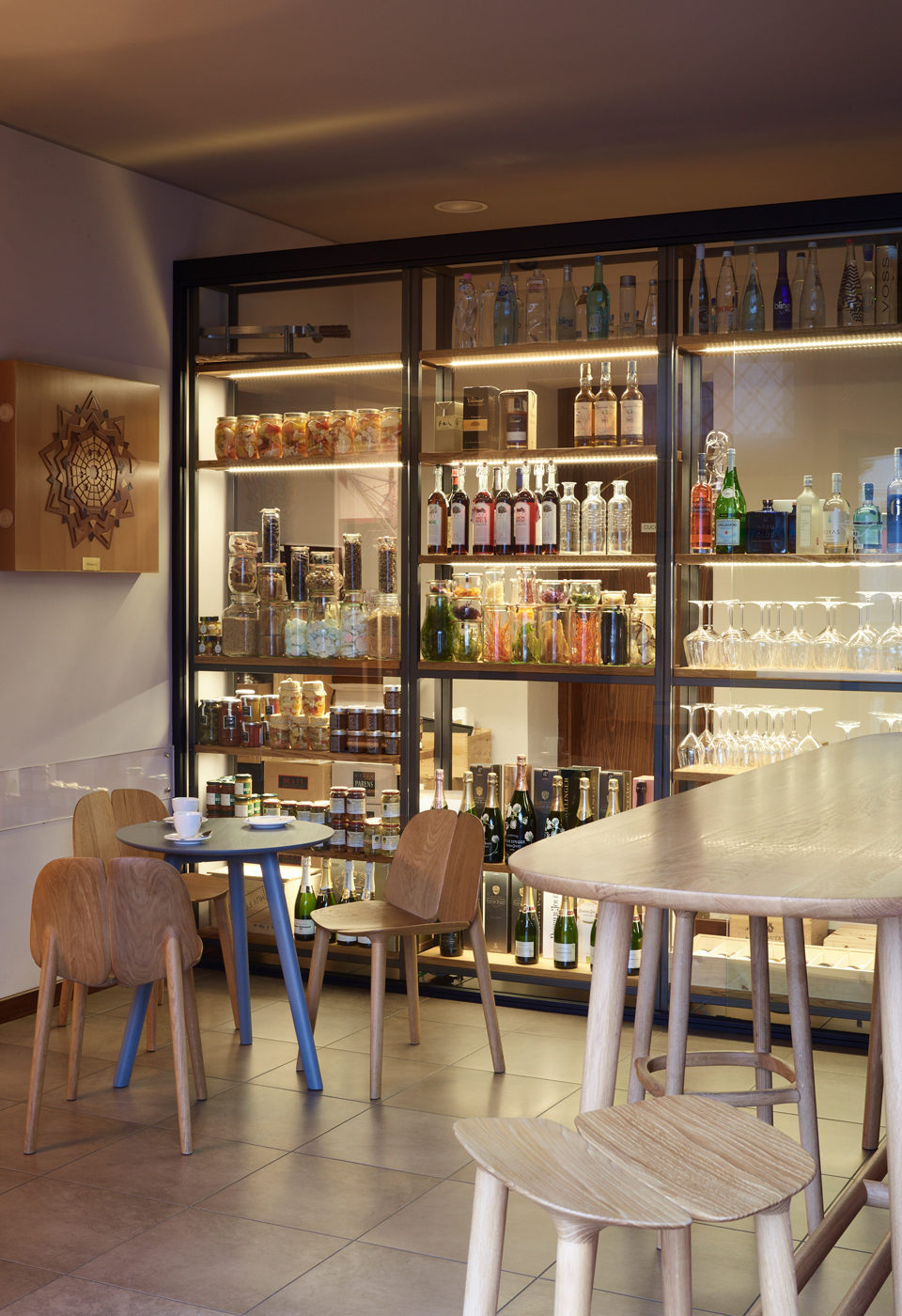 开云手机入口 - 桌几|餐桌|办公家具|开云中国家具|奥索餐台